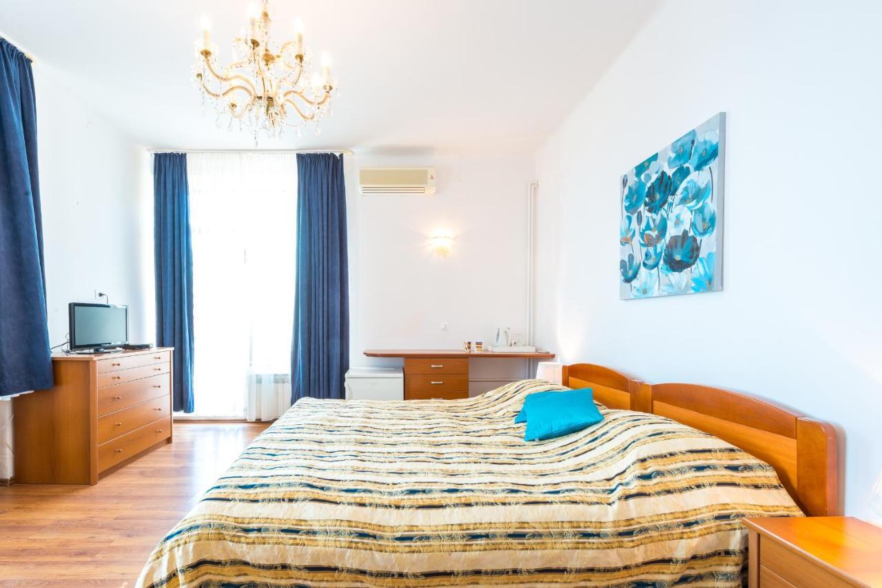 Villa Carmen Rooms & Apartments Mlini Exterior photo