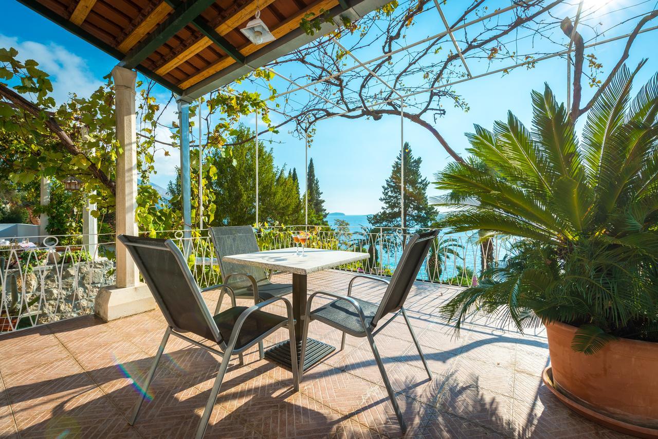 Villa Carmen Rooms & Apartments Mlini Exterior photo