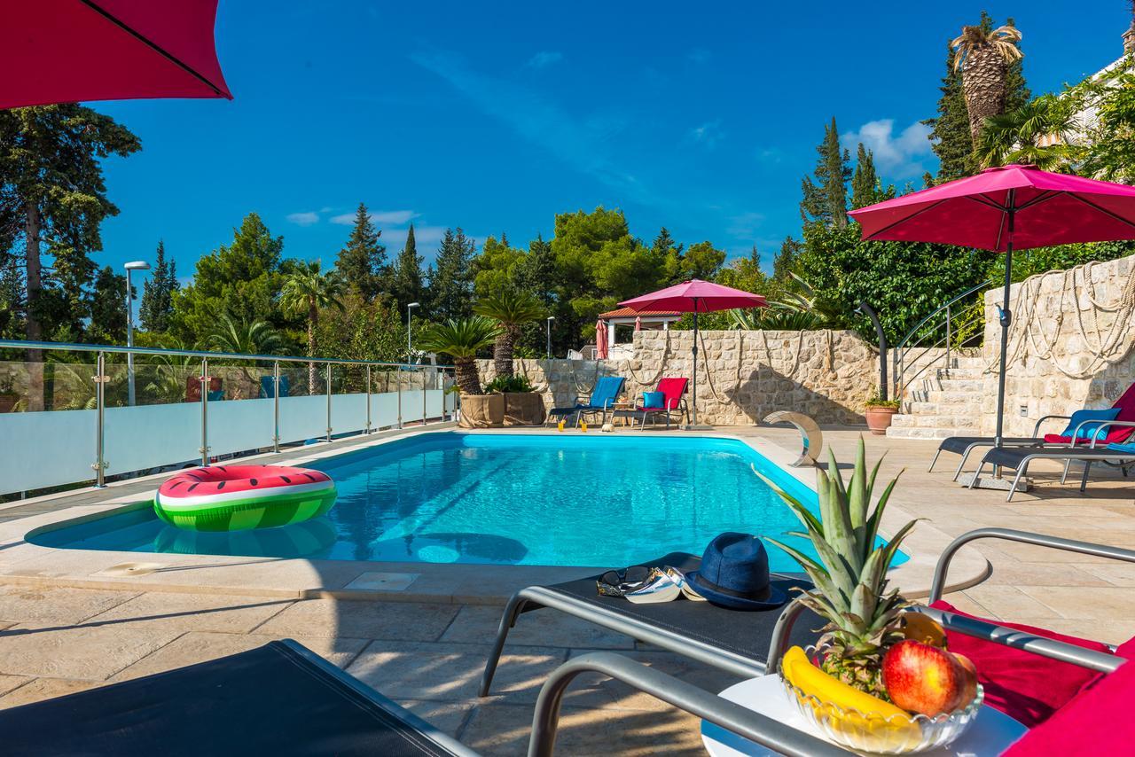 Villa Carmen Rooms & Apartments Mlini Exterior photo